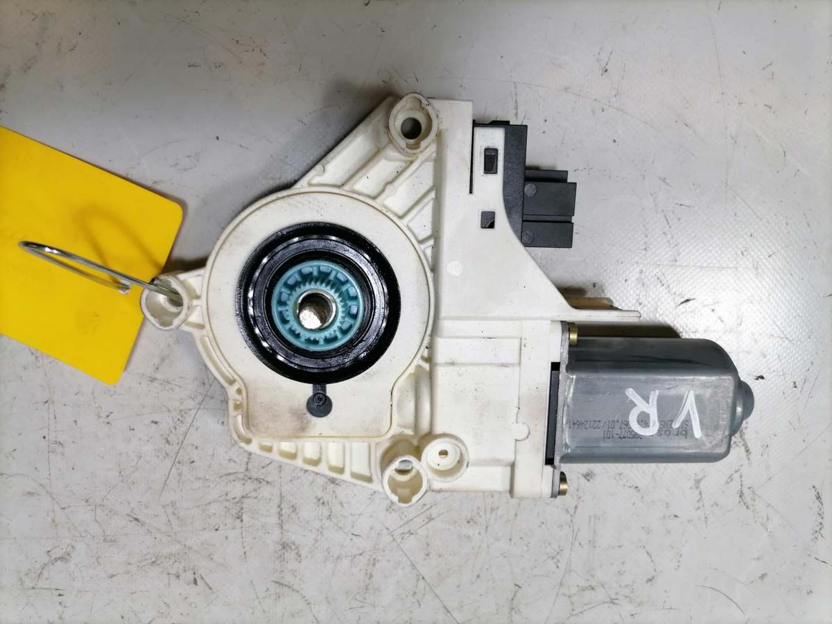 Audi A6 4F original Fensterhebermotor vorn links Bj.2005 Audi A6 4F original Fensterhebermotor vorn links Bj.2005